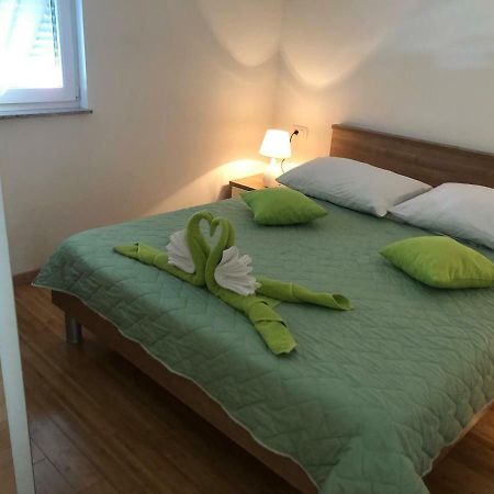Apartmani Ruzica Makarska Ngoại thất bức ảnh