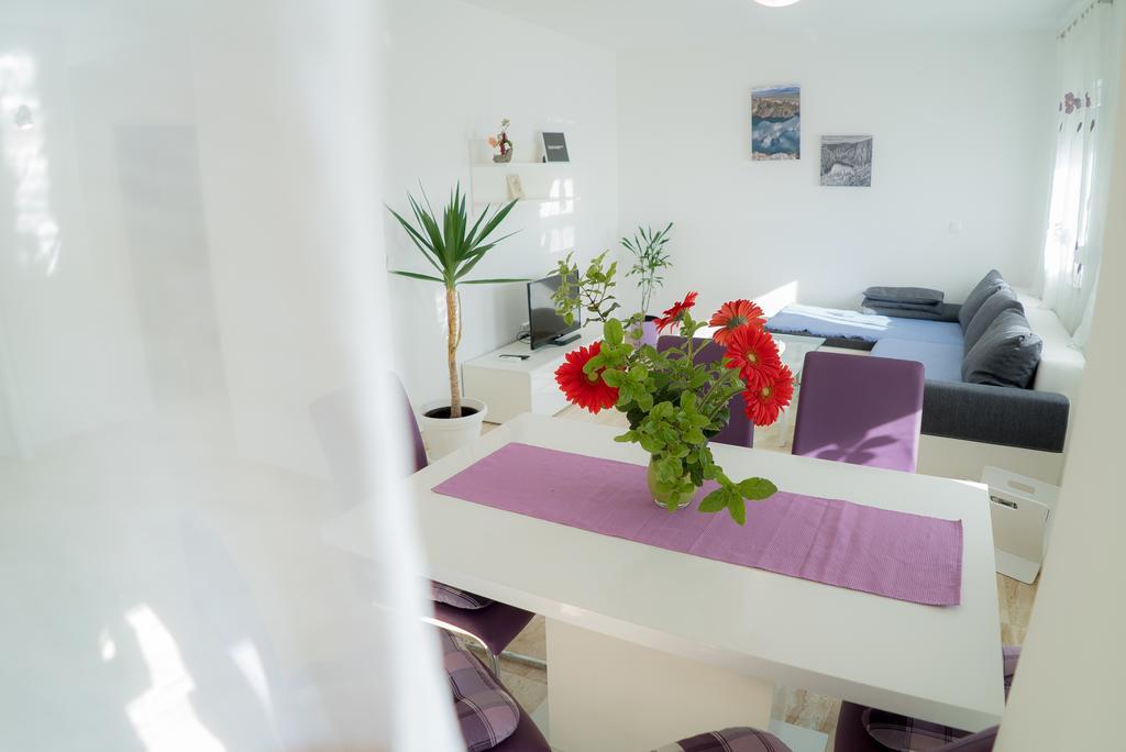 Apartmani Ruzica Makarska Ngoại thất bức ảnh