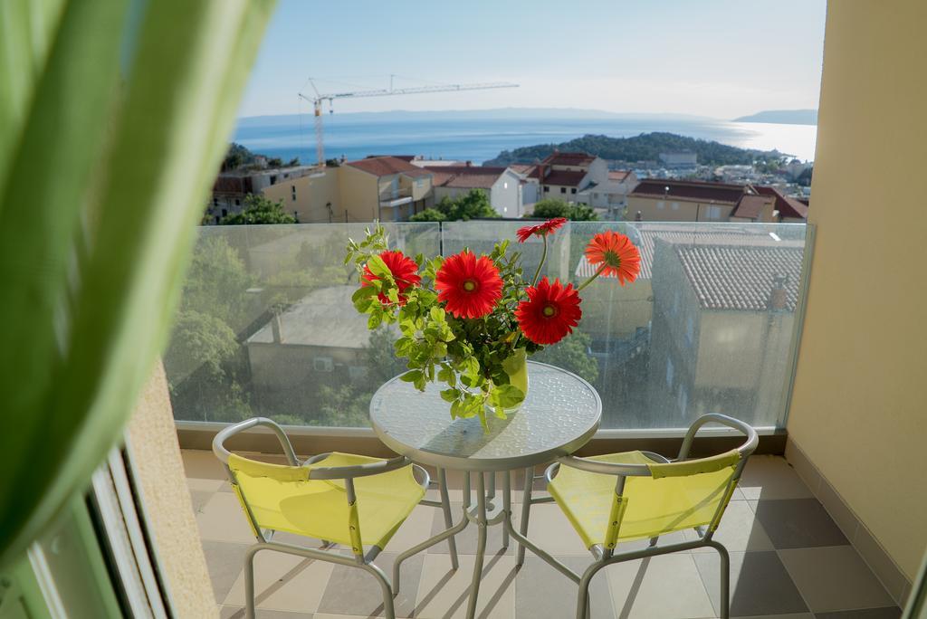 Apartmani Ruzica Makarska Ngoại thất bức ảnh